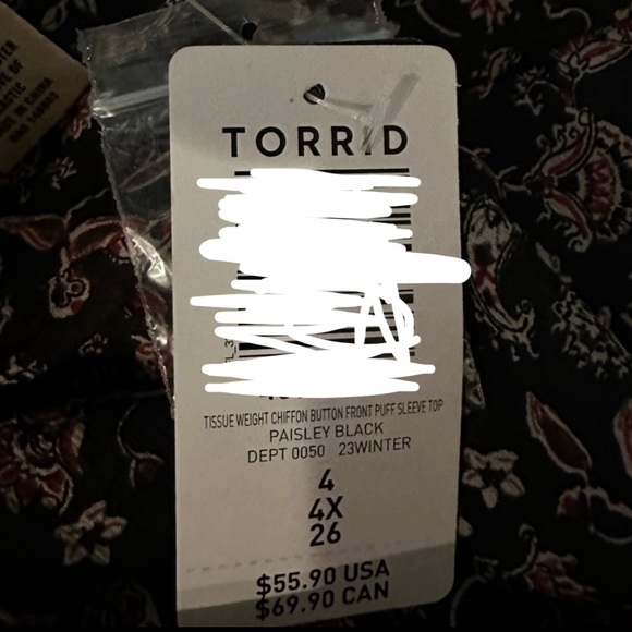 NWT- Torrid Size: 4 ~ Festi Tissue Weight Chiffon Button Front, Puff Sleeve Top - Picture 6 of 6